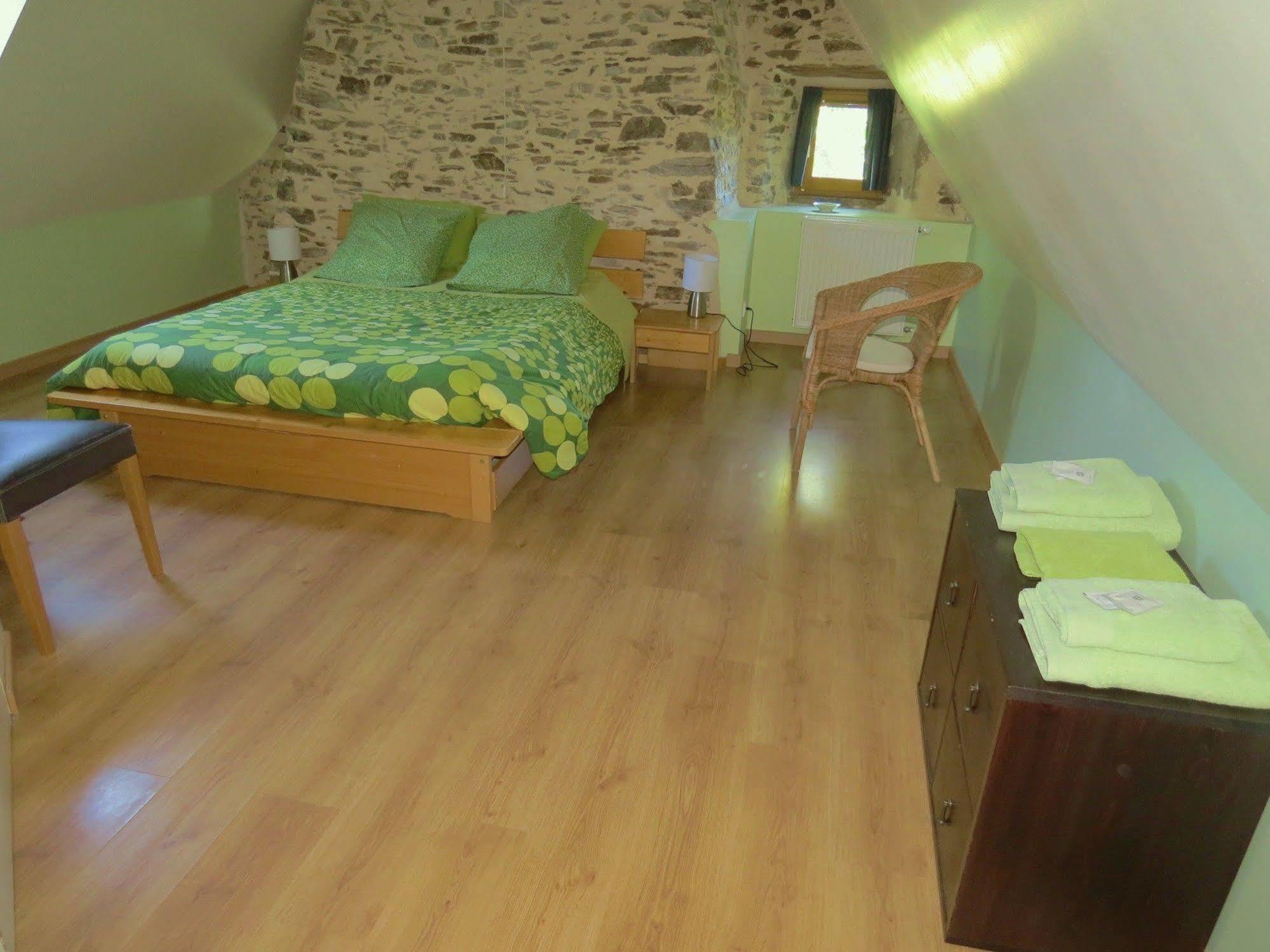 Bed and Breakfast Domaine De La Clauzade Saint-Germain-les-Vergnes Exteriér fotografie