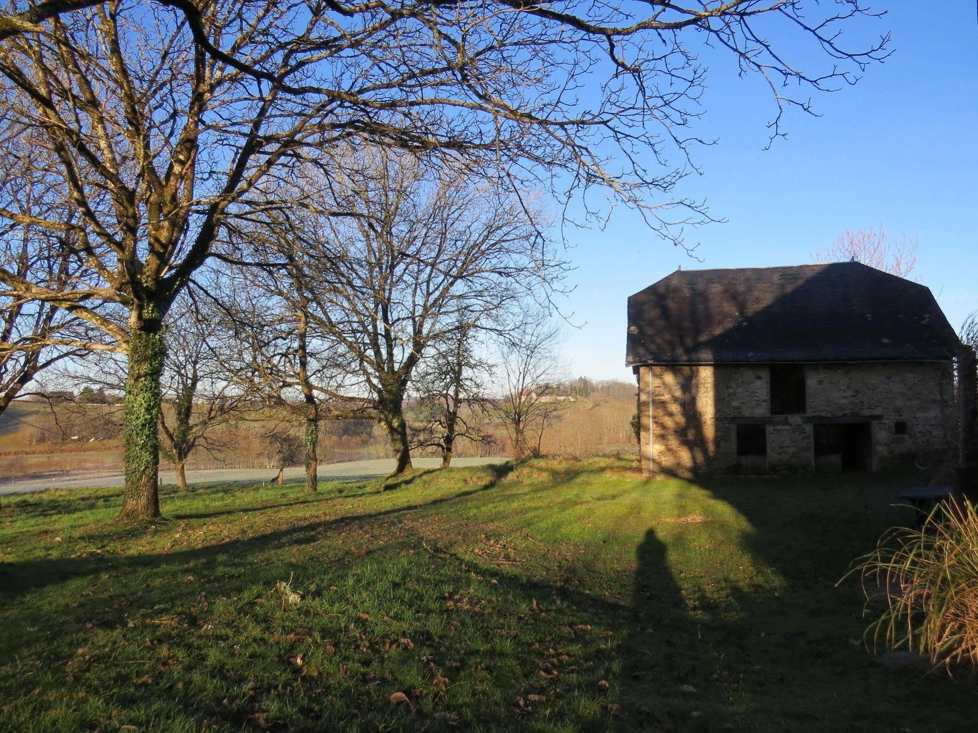 Bed and Breakfast Domaine De La Clauzade Saint-Germain-les-Vergnes Exteriér fotografie