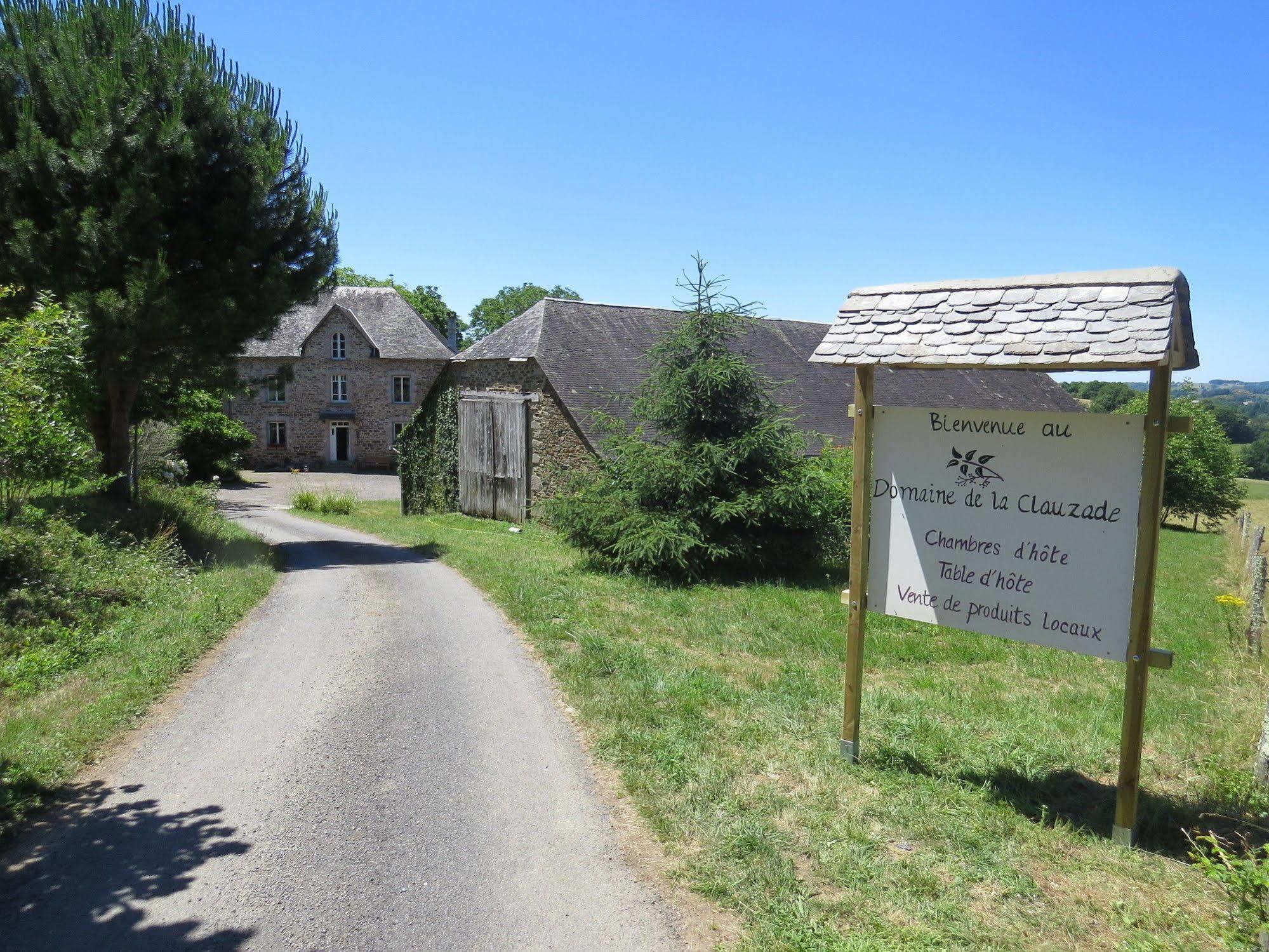 Bed and Breakfast Domaine De La Clauzade Saint-Germain-les-Vergnes Exteriér fotografie