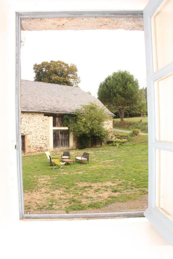 Bed and Breakfast Domaine De La Clauzade Saint-Germain-les-Vergnes Exteriér fotografie